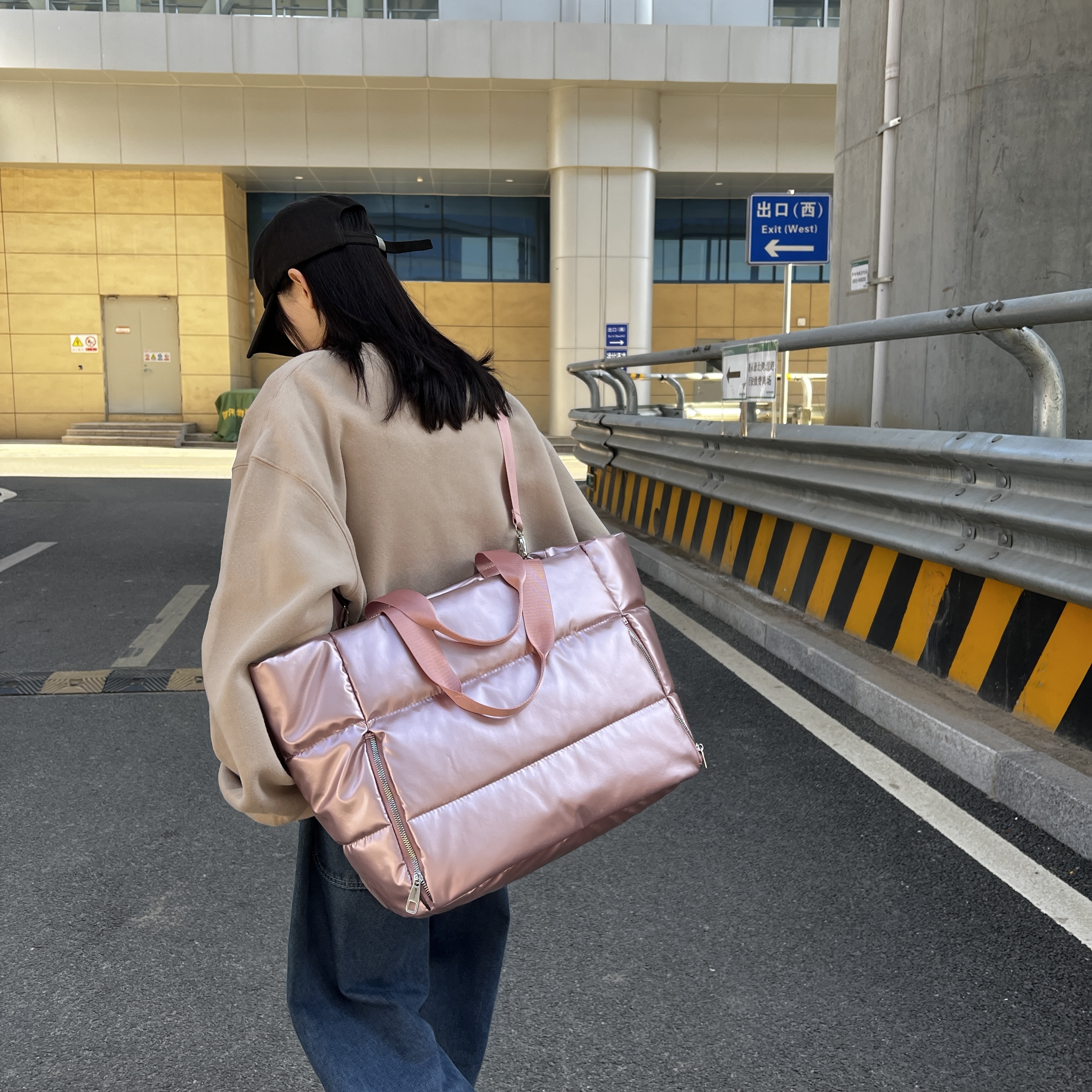 Women Y2k Silver Shoulder Bag  - Down Jacket Packable recension och pris